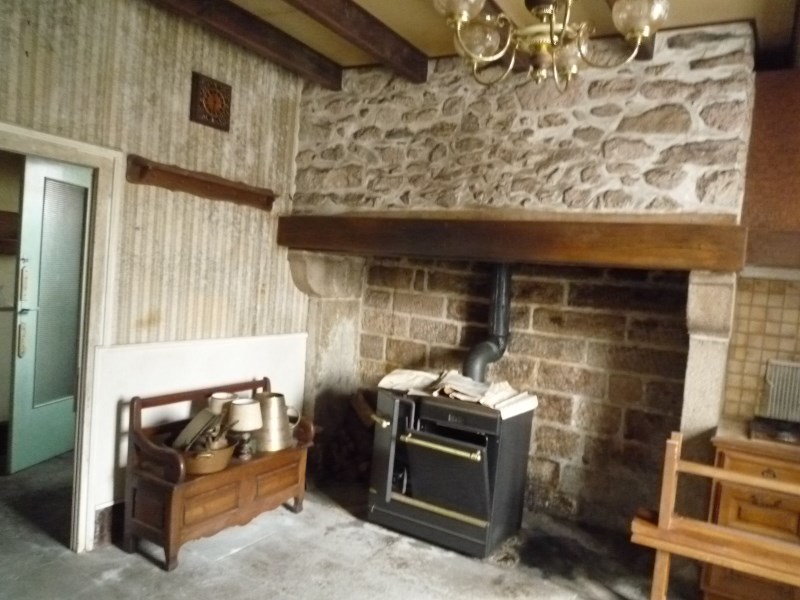 Saint-Setiers : vente vente de 5 pi&egrave;ces - grande image 4