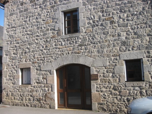 Meymac centre : location location  - grande image 8