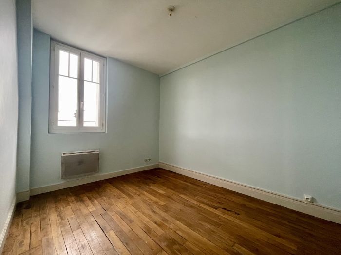 CENTRE VILLE : location location de 3 pi&egrave;ces - grande image 2