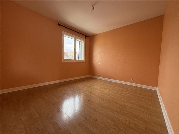 BRIVE CENTRE : location location de 3 pi&egrave;ces - grande image 2