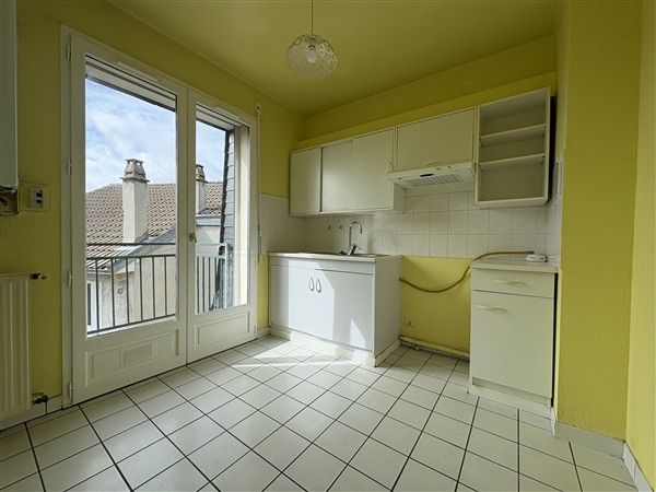 BRIVE CENTRE : location location de 3 pi&egrave;ces - grande image 3