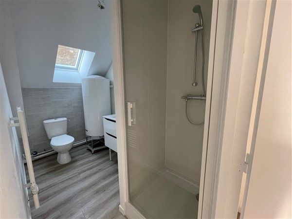 Centre ville : location location de 2 pi&egrave;ces - grande image 4