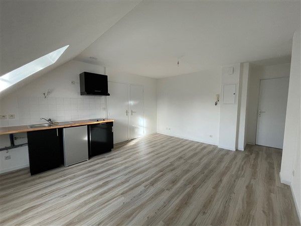 Centre ville : location location de 2 pi&egrave;ces - grande image 5