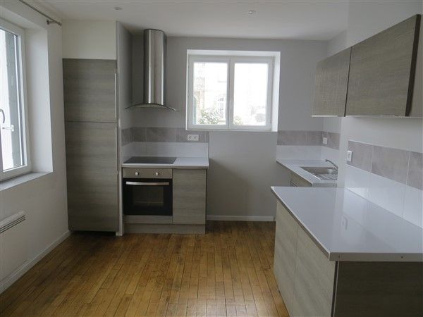 EGLETONS : location location de 3 pi&egrave;ces - grande image 2