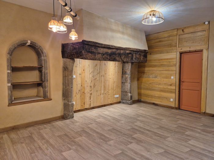 TULLE : location location de 2 pi&egrave;ces - grande image 2