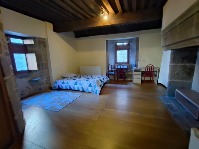 USSEL : location Appartement 1 - vignette 1