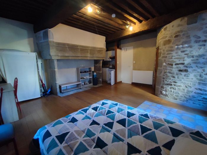 USSEL : location location de 1 pi&egrave;ces - grande image 2