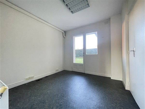 QUARTIER CGR : location location de 4 pi&egrave;ces - grande image 5