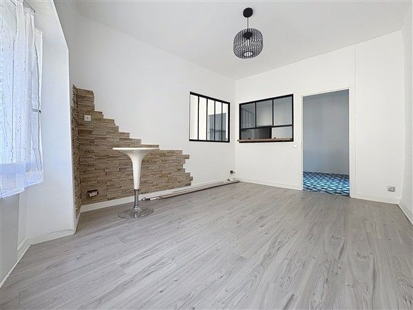 VIGNOLS : location location de 3 pi&egrave;ces - grande image 8