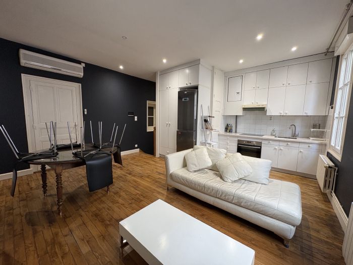 HYPER CENTRE : location Appartement 3 - vignette 1