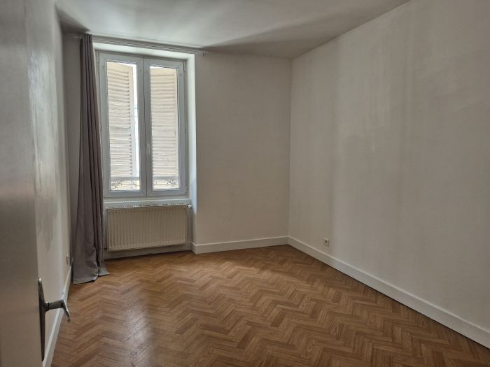 TULLE PROCHE IUT : location location de 3 pi&egrave;ces - grande image 4