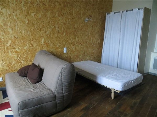 EGLETONS : location location de 1 pi&egrave;ces - grande image 3