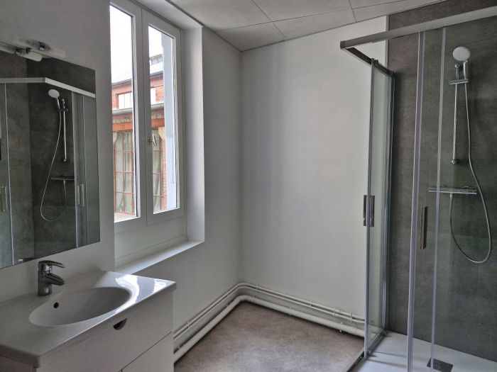 TULLE : location location de 3 pi&egrave;ces - grande image 5