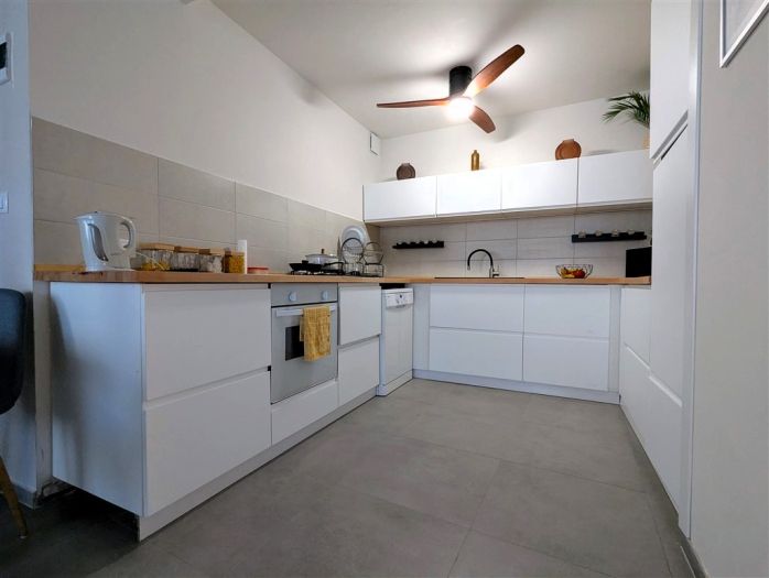 BOURG-LASTIC : vente vente de 4 pi&egrave;ces - grande image 3