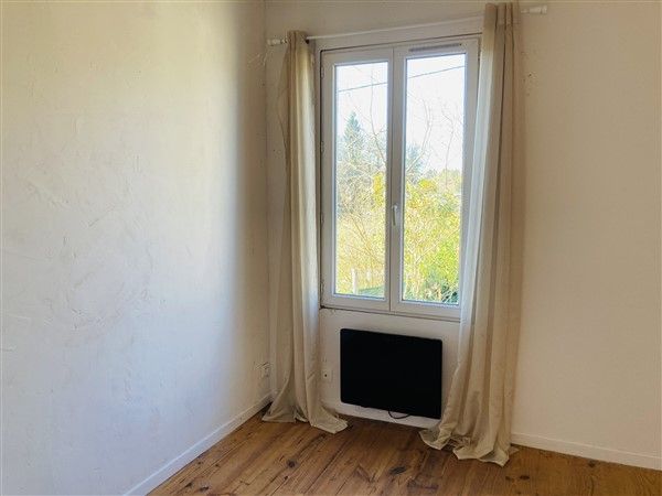 SECTEUR ESPAGNAC : vente vente de 4 pi&egrave;ces - grande image 3