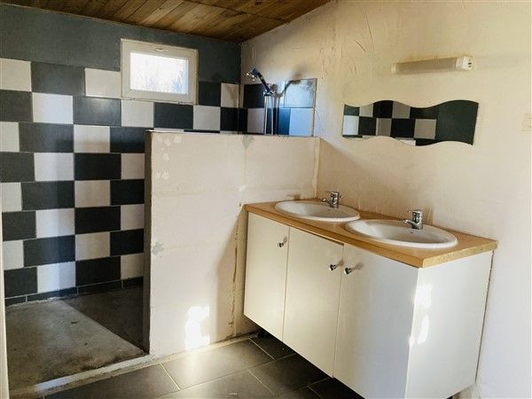 SECTEUR ESPAGNAC : vente vente de 4 pi&egrave;ces - grande image 4