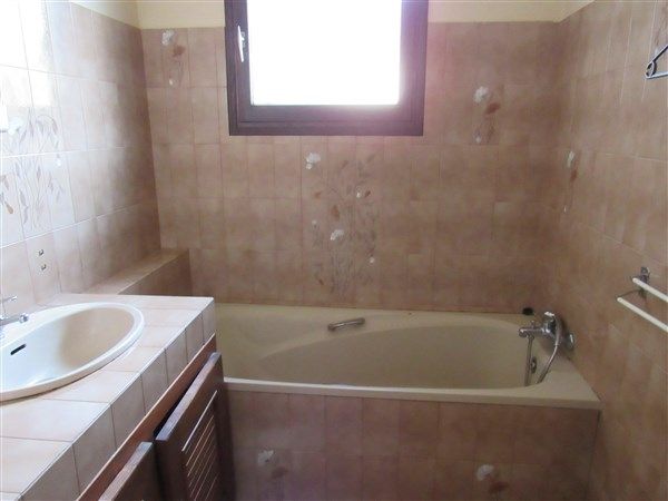 ENTRE TULLE ET LAGUENNE : vente vente de 9 pi&egrave;ces - grande image 7