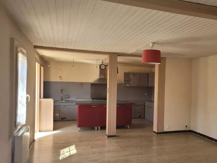 SAINT PARDOUX L ORTIGIER : vente vente de 5 pi&egrave;ces - grande image 5