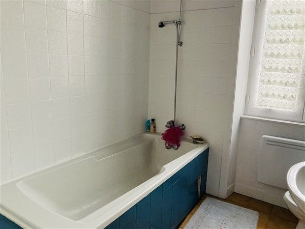 SECTEUR CHAMEYRAT : vente vente de 11 pi&egrave;ces - grande image 4