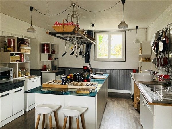 ENTRE TULLE ET GIMEL LES CASCADES : vente vente de 8 pi&egrave;ces - grande image 4