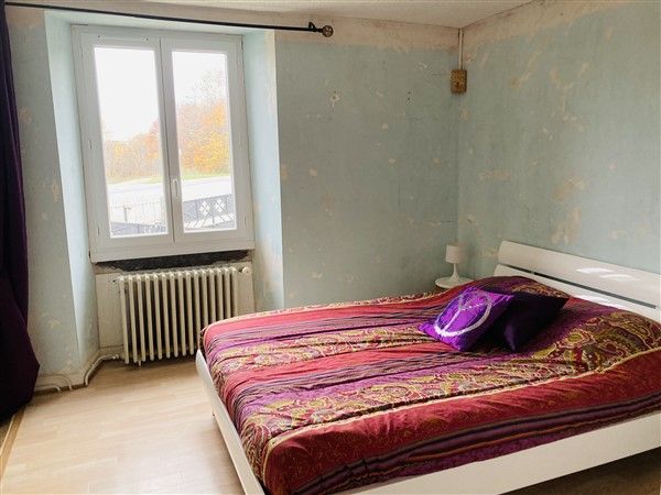 ENTRE TULLE ET GIMEL LES CASCADES : vente vente de 8 pi&egrave;ces - grande image 8