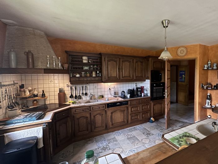 ENTRE NAVES ET SAINT CLEMENT : vente vente de 6 pi&egrave;ces - grande image 5