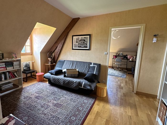 ENTRE NAVES ET SAINT CLEMENT : vente vente de 6 pi&egrave;ces - grande image 9