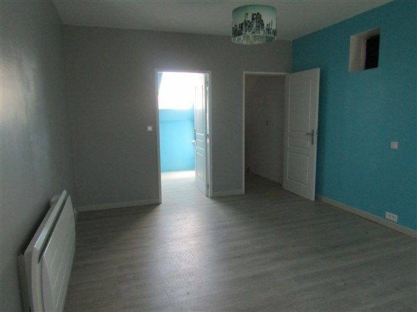 Entre Clergoux et Marcillac : vente vente de 7 pi&egrave;ces - grande image 6