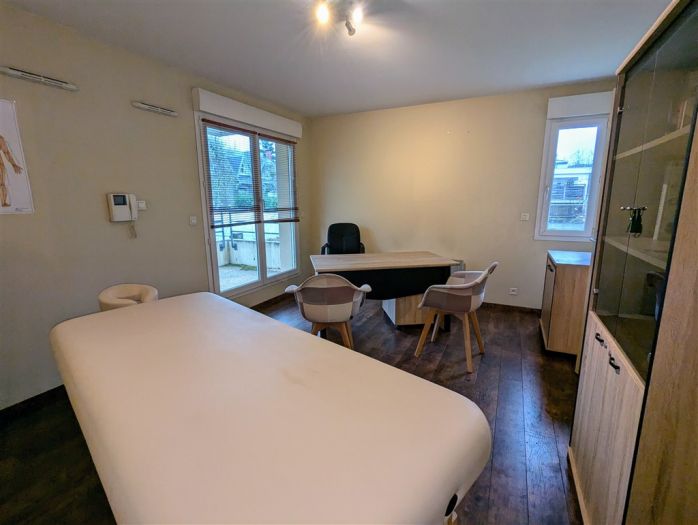 USSEL : vente vente de 2 pi&egrave;ces - grande image 2