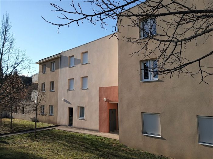 USSEL : vente vente de 2 pi&egrave;ces - grande image 6