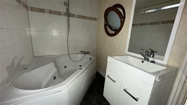 AVENUE VICTOR HUGO : vente vente de 3 pi&egrave;ces - grande image 4