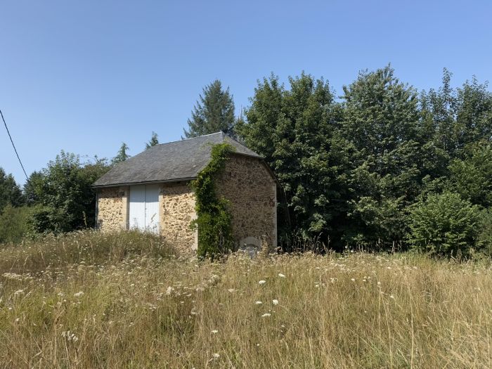 &Agrave; 10 MINUTES D'EGLETONS - DIRECTION MARCILLAC : vente vente de 8 pi&egrave;ces - grande image 3