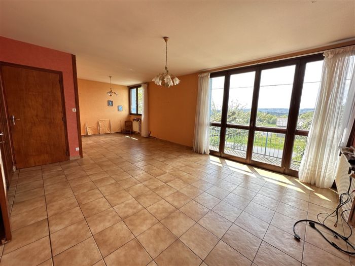 Meymac, Proche Centre Ville : vente vente de 4 pi&egrave;ces - grande image 2