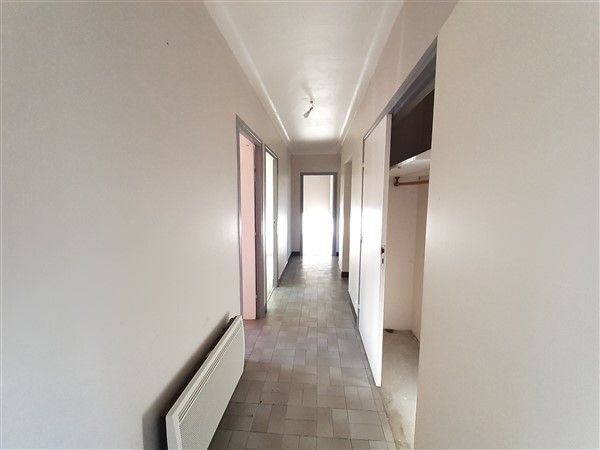 SAINT-PRIVAT : vente vente de 5 pi&egrave;ces - grande image 9