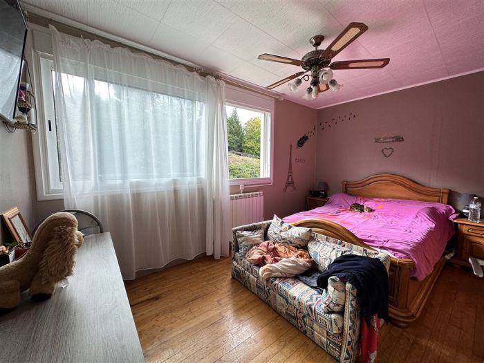 Meymac, centre ville : vente vente de 5 pi&egrave;ces - grande image 7