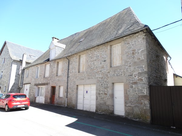 Meymac, Centre Ville : vente Immeuble de rapport 0 - vignette 1