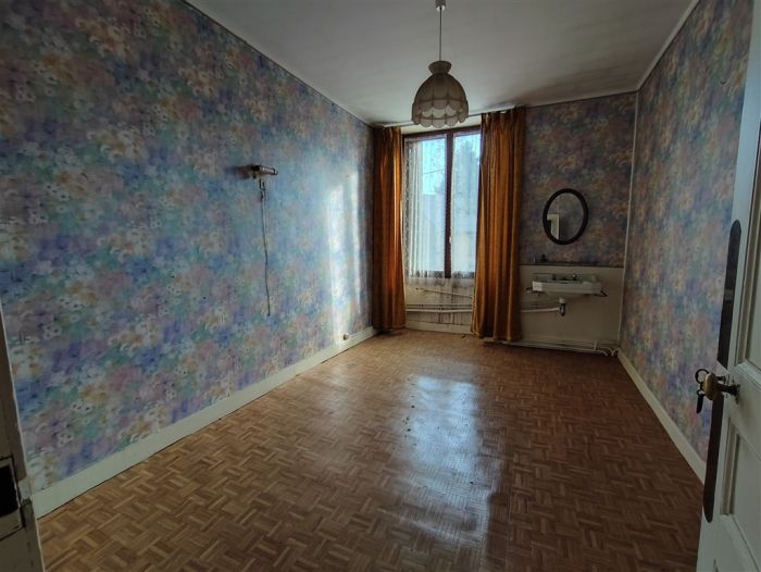 La Courtine : vente vente de 9 pi&egrave;ces - grande image 6