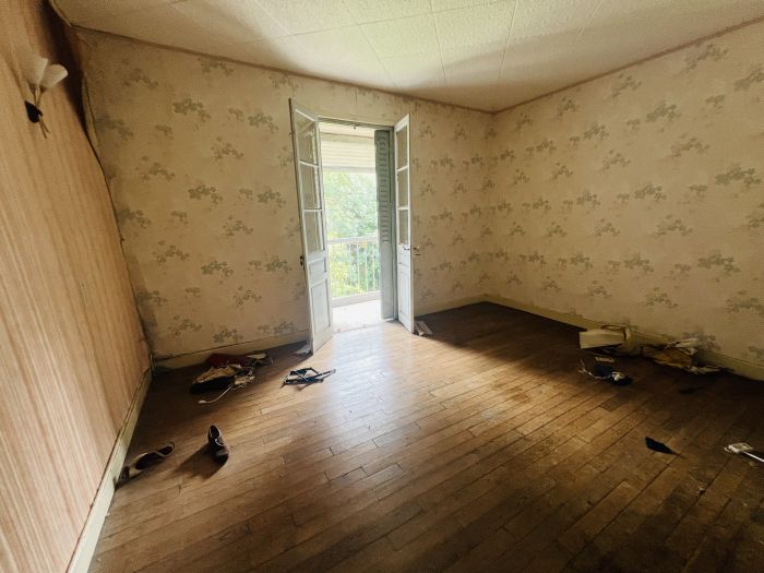 TULLE CENTRE VILLE : vente vente de 4 pi&egrave;ces - grande image 3