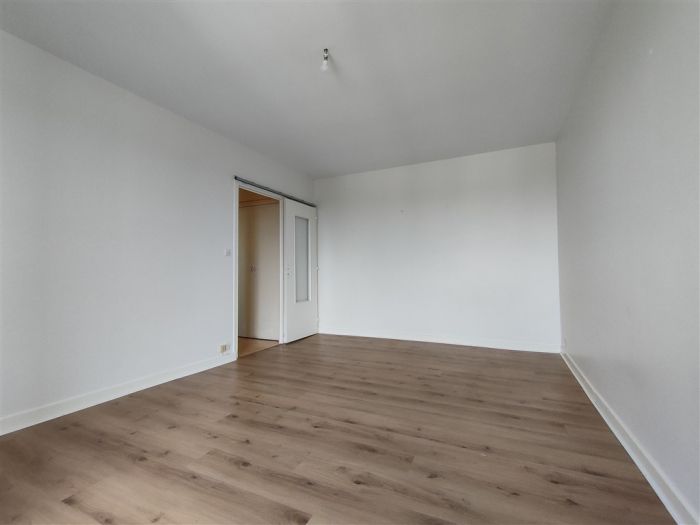 Ussel : vente vente de 3 pi&egrave;ces - grande image 2