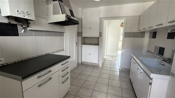 TULLE : vente vente de 3 pi&egrave;ces - grande image 2