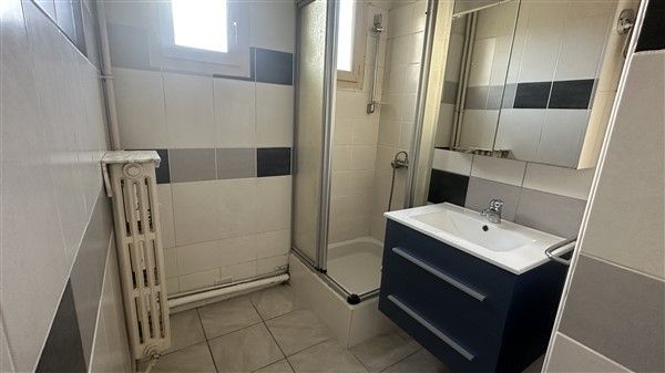 TULLE : vente vente de 3 pi&egrave;ces - grande image 4