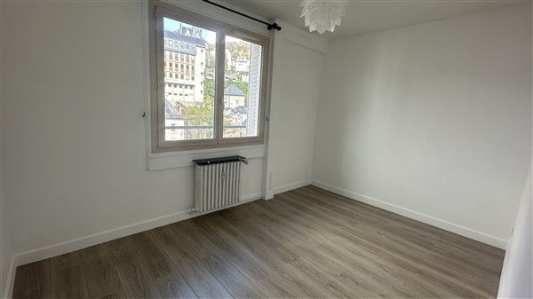 TULLE : vente vente de 3 pi&egrave;ces - grande image 6