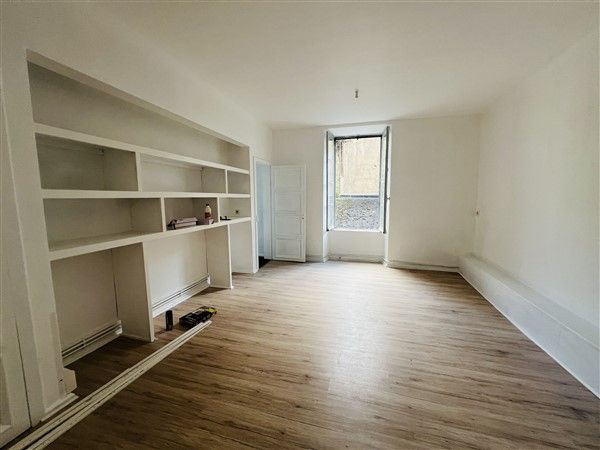 TULLE CENTRE VILLE : vente vente de 5 pi&egrave;ces - grande image 4