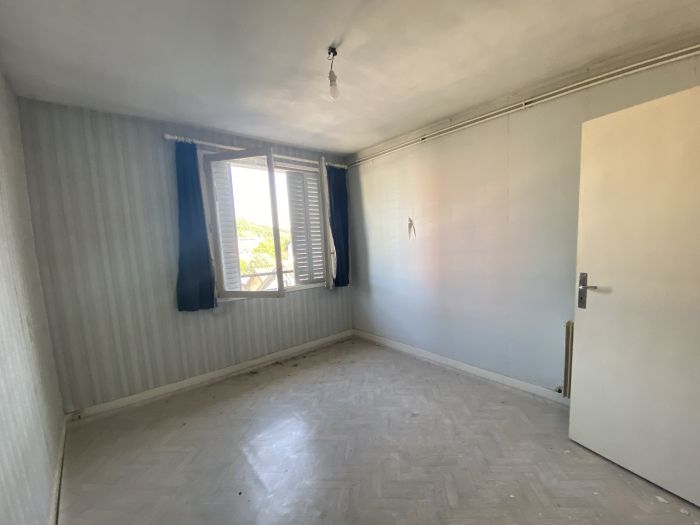 TULLE SOUILHAC : vente vente de 3 pi&egrave;ces - grande image 2