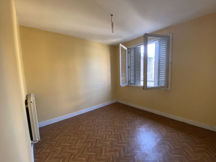 TULLE SOUILHAC : vente vente de 3 pi&egrave;ces - grande image 4