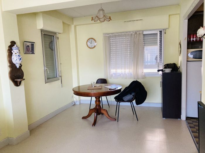 TULLE CENTRE VILLE : vente vente de 4 pi&egrave;ces - grande image 2