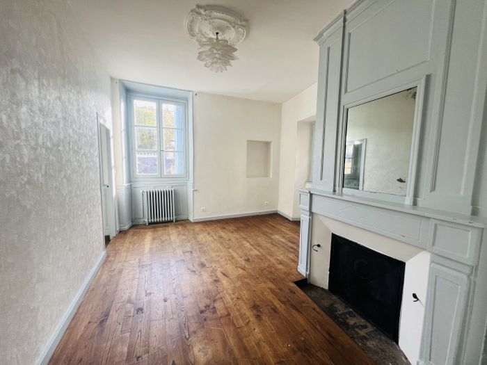 TULLE COEUR DE VILLE : vente vente de 4 pi&egrave;ces - grande image 3