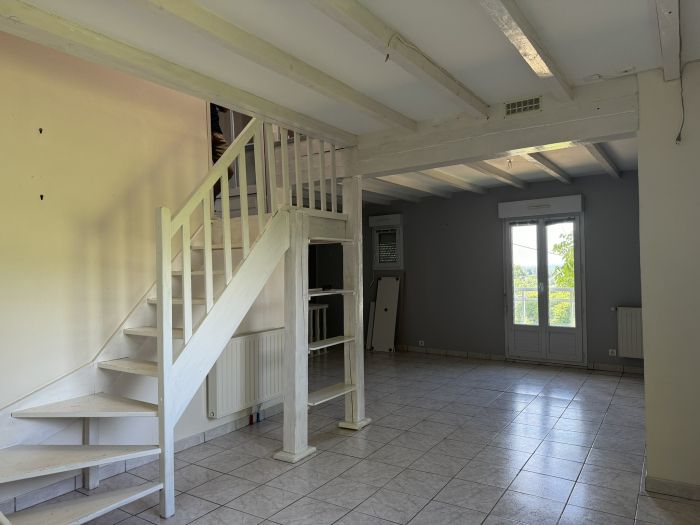 QUARTIER CALME D&rsquo;EGLETONS : vente vente de 9 pi&egrave;ces - grande image 8