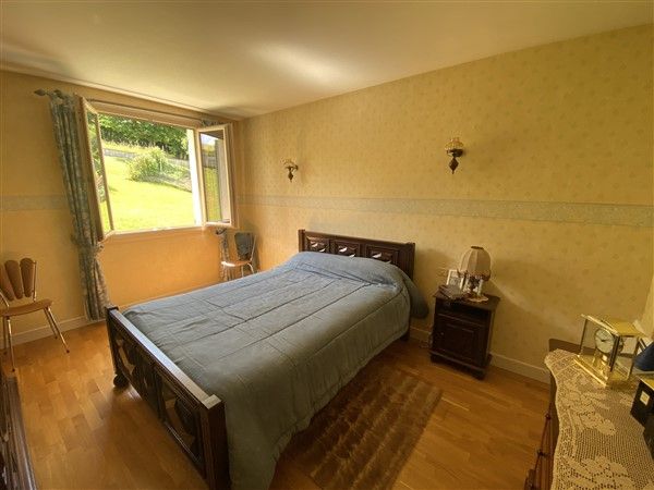 LADIGNAC SUR RONDELLES : vente vente de 5 pi&egrave;ces - grande image 5