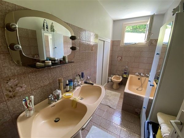 LADIGNAC SUR RONDELLES : vente vente de 5 pi&egrave;ces - grande image 6